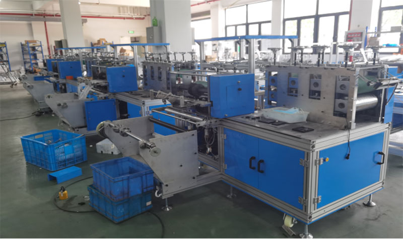 Non-woven shoe cover machine